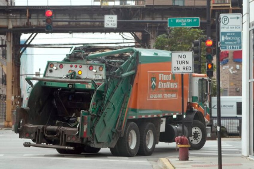 right turn on red with pedestrian deaths rising us cities are considering bans