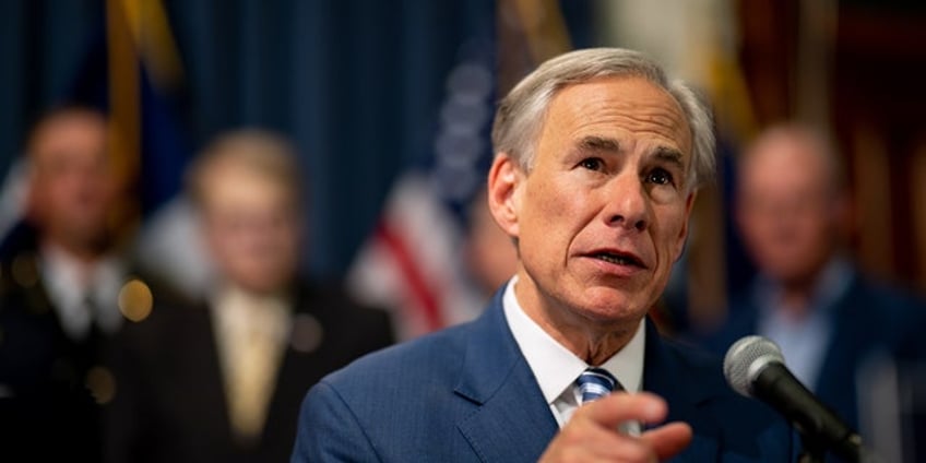 riley gaines paula scanlan join texas gov greg abbott in ceremonial signing of save womens sports act