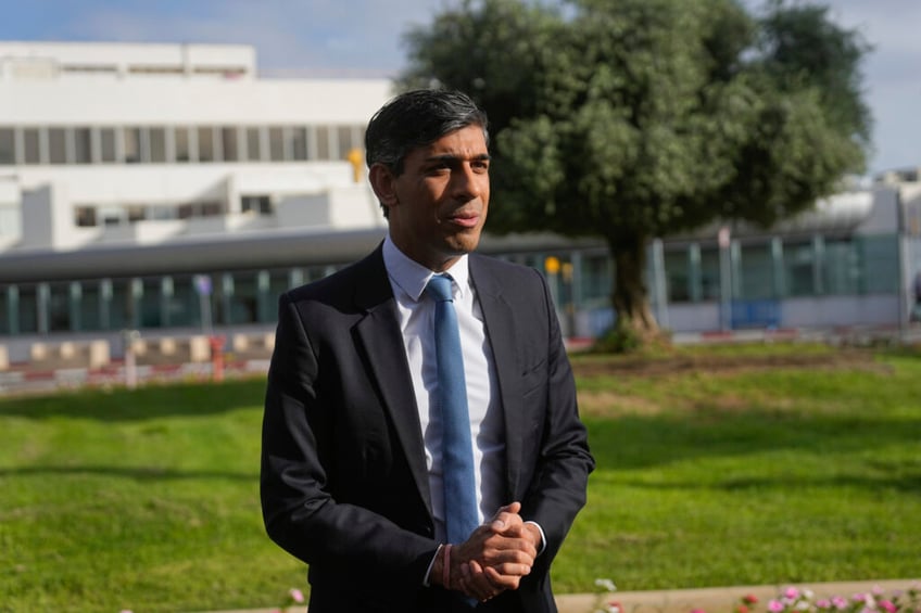 rishi sunak lands in israel with message i stand with you against the evil that is terrorism