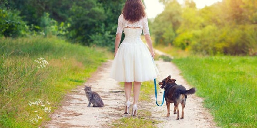 risky walking downstairs is more dangerous for young women than others for key reasons said study