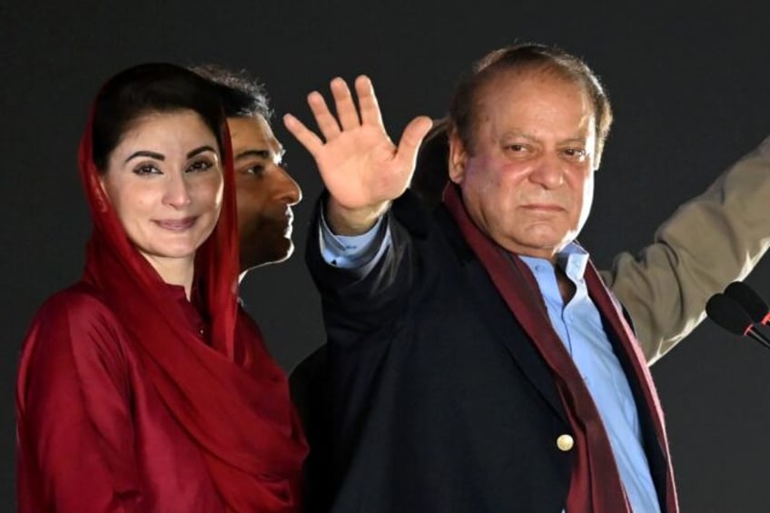 roaring return for exiled pakistan ex pm nawaz sharif