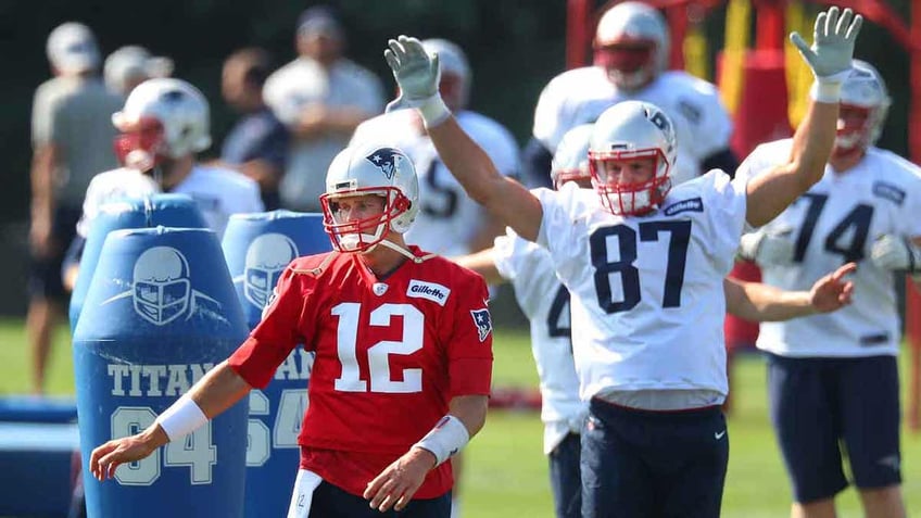 Rob Gronkowski and Tom Brady