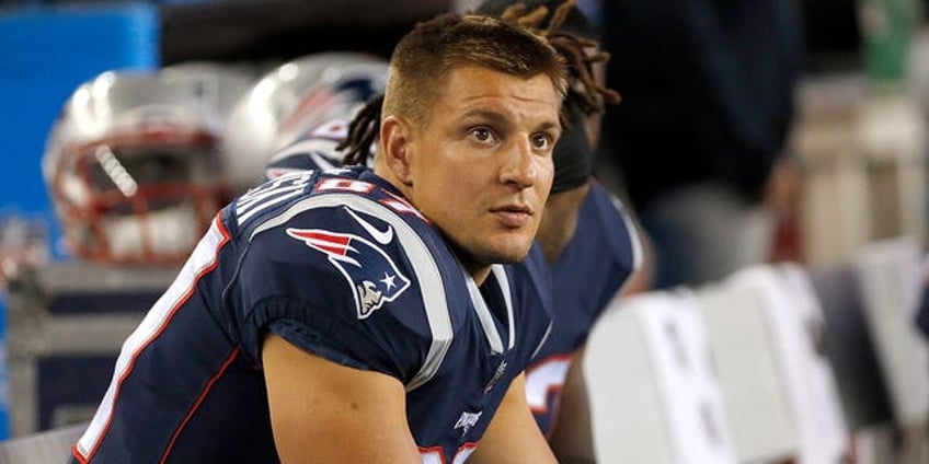 rob gronkowski reveals the one coach who has best chance of bringing him back to nfl