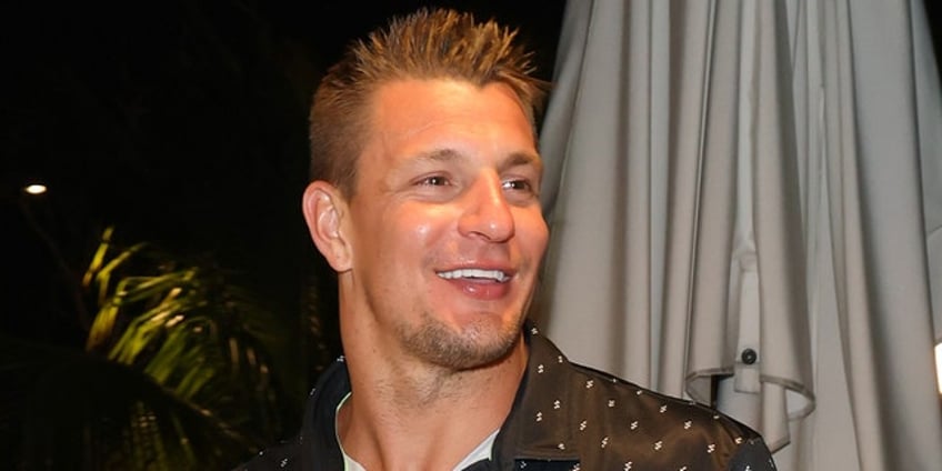 rob gronkowski reveals the one coach who has best chance of bringing him back to nfl