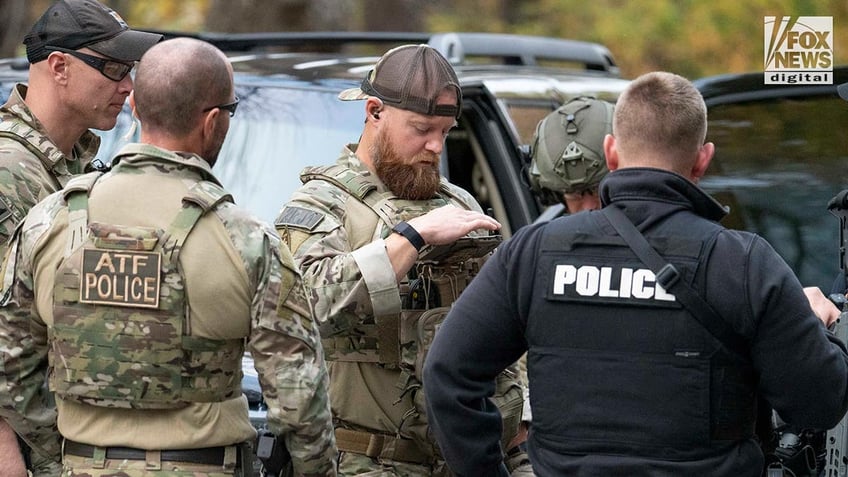 robert card manhunt experts weigh maine mass murder suspects potential escape routes