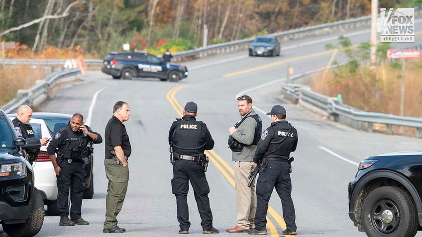 robert card manhunt experts weigh maine mass murder suspects potential escape routes