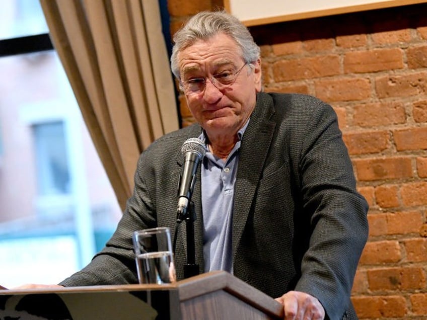 robert de niro spews another trump screed freaks on apple for cutting it from his gotham awards speech