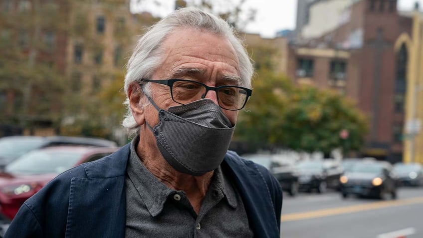 robert de niro testifies discrimination lawsuit is all nonsense