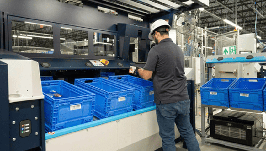 robo takeover amazon tests humanoid robot in fulfillment center