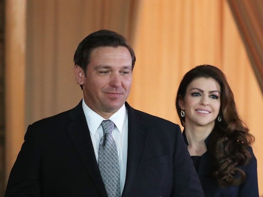 ron desantis backs down on nbc boycott