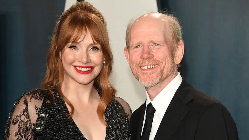 bryce dallas howard with ron howard on the red carpet
