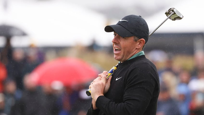 Rory McIlroy reacts