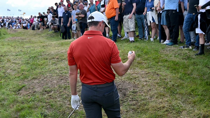 Rory McIlroy reacts