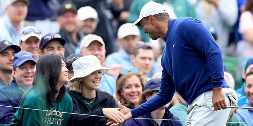 rose zhang says she was flabbergasted over tiger woods talk reveals advice from lpga tour stars