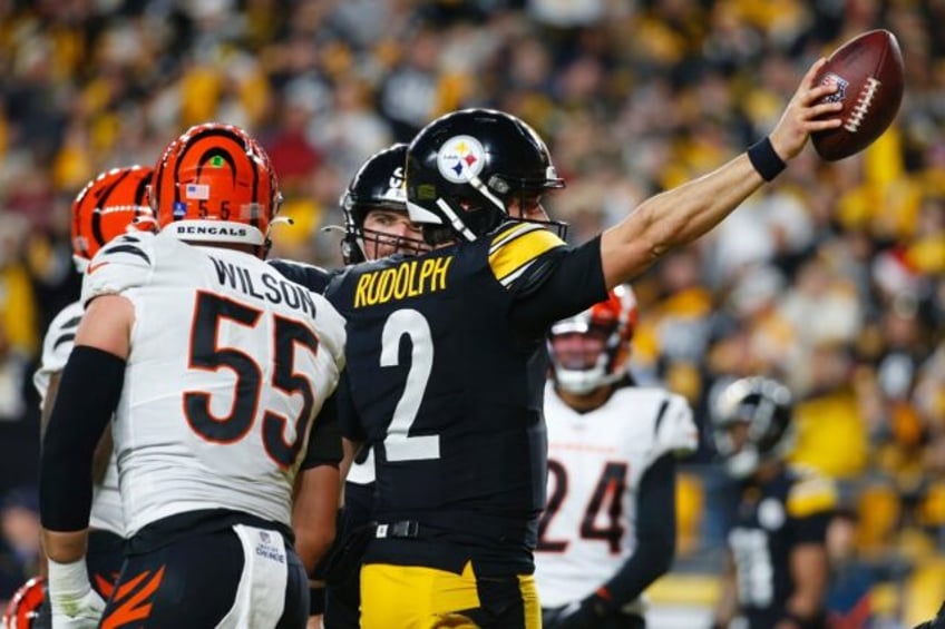 Quarterback Mason Rudolph led the Pittsburgh Steelers to a crucial win over divisional rivals Cincinnati on Saturday