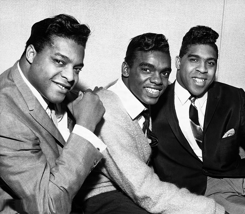 rudolph isley founding member of isley brothers and rock and roll hall of fame member dies at 84