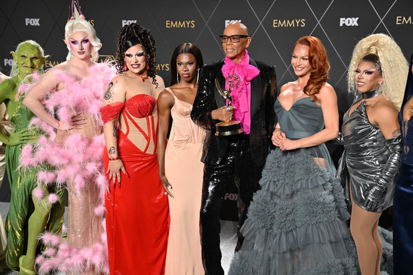 rupaul pushes drag queen story hour during emmy acceptance speech