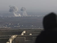 Russia and Syria bomb Syrian Islamist rebels after surprise incursion