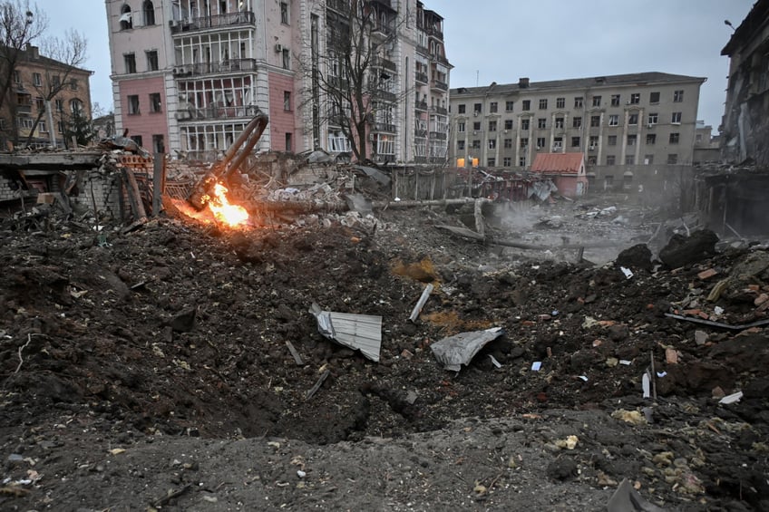 TOPSHOT - This photograph taken on January 2, 2024 in the centre of Kharkiv shows a damaged residential building after a missile strike, amid the Russian invasion in Ukraine. Ukrainian President Volodymyr Zelensky denounced "Russian terror" January 2, 2023 as fresh missile strikes on Kyiv and Kharkiv killed at least four people after Moscow intensified it's campaign against Ukraine. (Photo by SERGEY BOBOK / AFP) (Photo by SERGEY BOBOK/AFP via Getty Images)