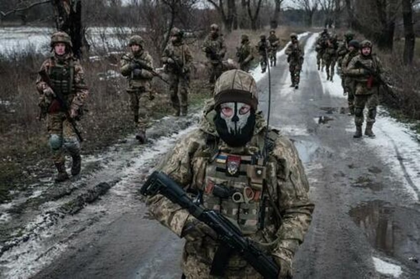 russia poised to capture all of donetsk after several breakthroughs on weakened ukraine lines