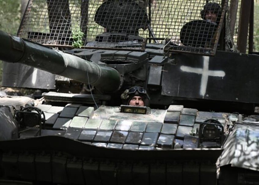 Ukrainian troops have been forced to retreat from several settlements in the eastern Donet