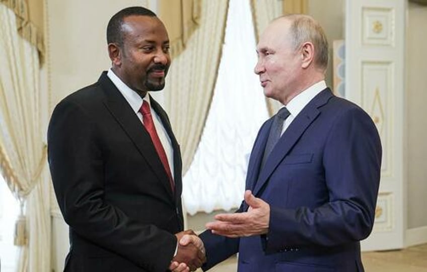 russia seeks to work with africa to weaken dollar as putin hosts summit