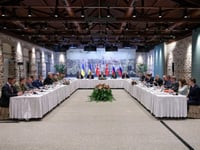 Russia, Ukraine head to Istanbul for fresh peace talks