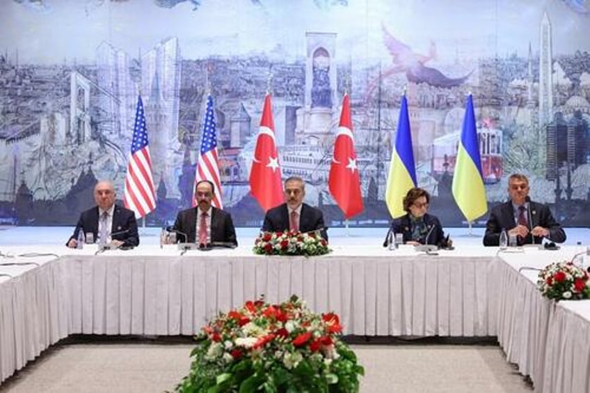 russia ukraine talks wrap up in under 2 hours nothing meaningful to end war