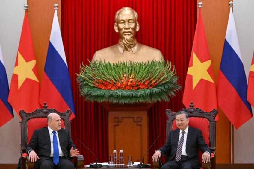 Russian Prime Minister Mikhail Mishusti meets Vietnam's communist party general secretary