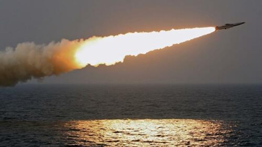 russian hypersonic missiles pummel kiev after ukraine drone damages rosneft refinery 