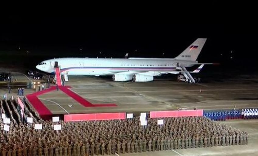 russian mystery plane that landed in pyongyang making washington nervous