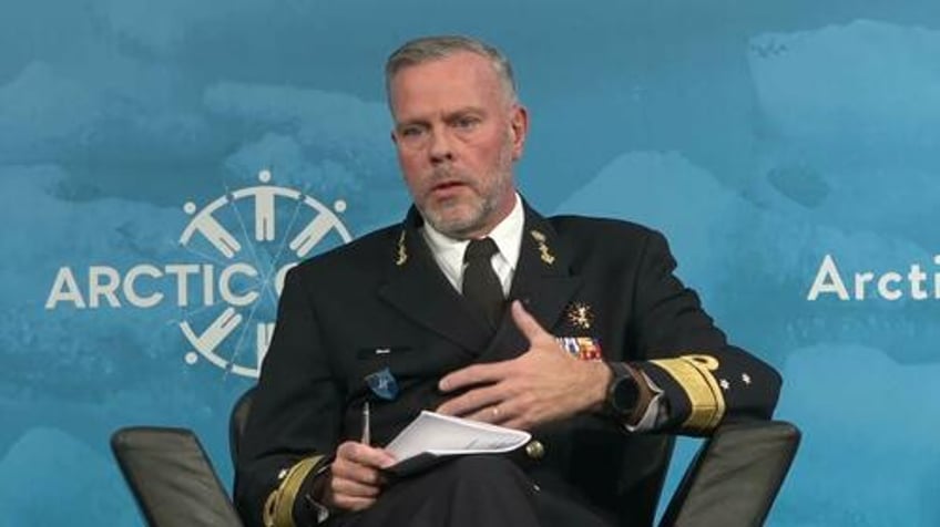 russian nuclear weapons are keeping nato troops out of ukraine top admiral