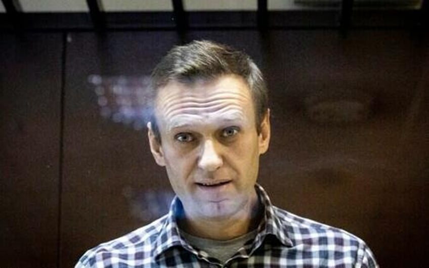 russian opposition leader alexei navalny dies in jail 