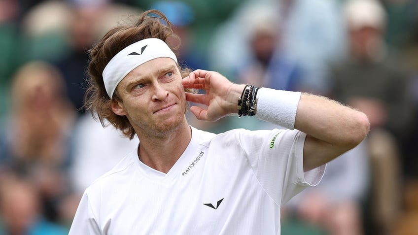 Andrey Rublev plays to the crowd