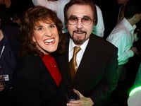 Ruth Buzzi, comedy sketch player on groundbreaking series ‘Laugh-In,’ dies at 88