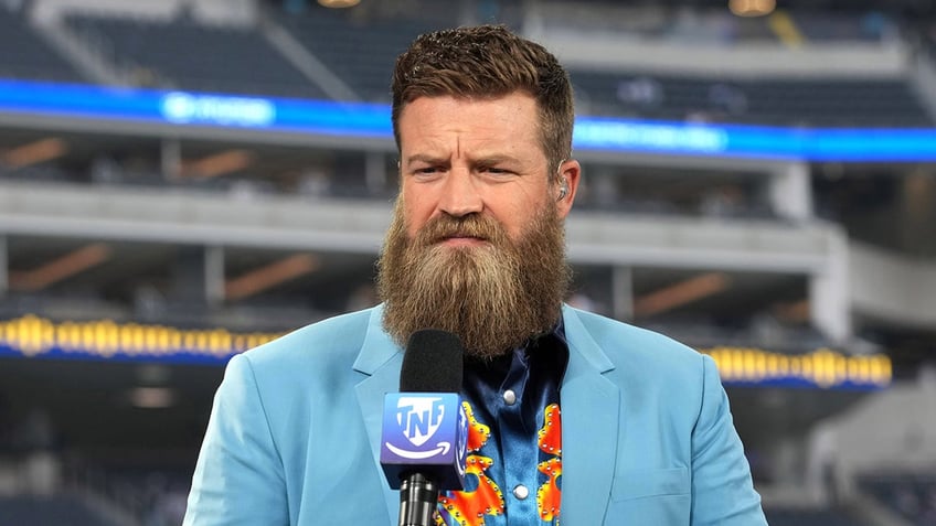  Ryan Fitzpatrick on a TV set