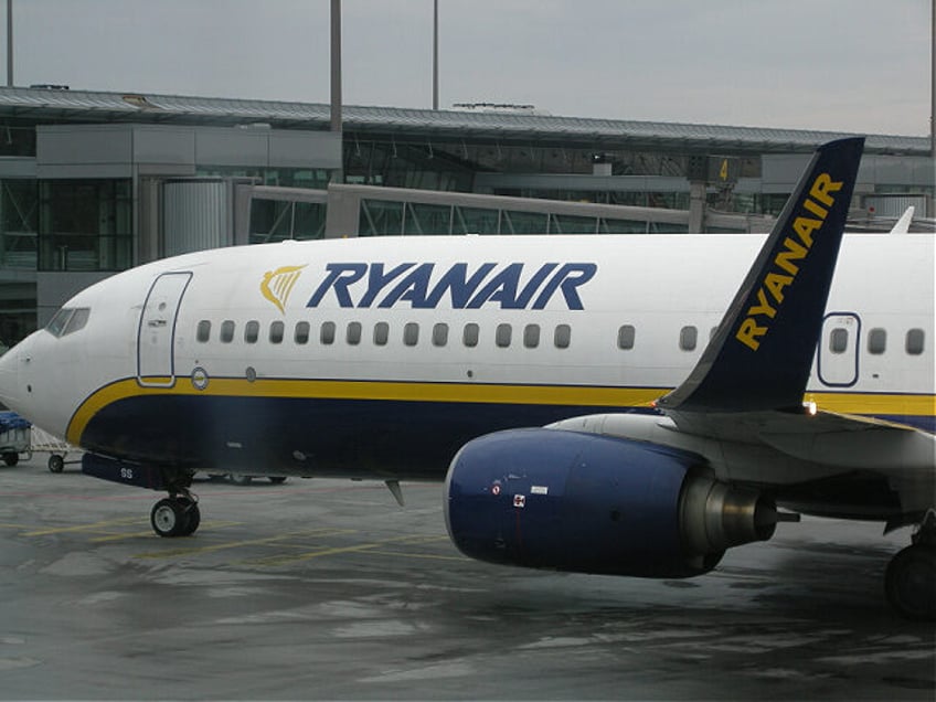 Ryanair plane