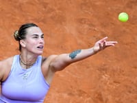 Sabalenka battles past Kenin and into Rome last 16