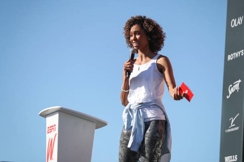 sage steele settles lawsuit leaves espn so she can exercise her first amendment rights more freely