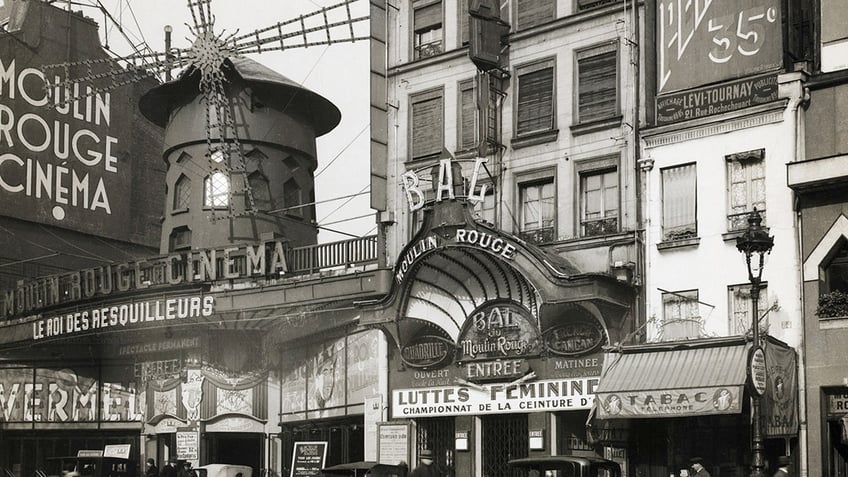 Moulin Rouge in 1900