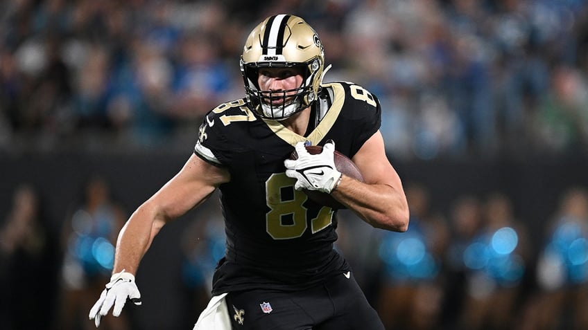 saints foster moreau emotional after dropping touchdown that led to jaguars win its just pathetic