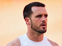 Saints QB Derek Carr likely sidelined for multiple weeks with oblique injury: reports