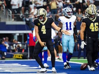 Saints spoil Cowboys' home opener as Alvin Kamara tallies 4 touchdowns in rout