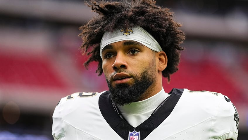 saints top receiver chris olave arrested in louisiana charged with reckless driving