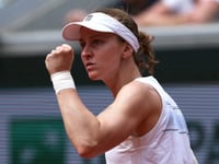 Samsonova downs Osaka as Keys crashes out in Berlin