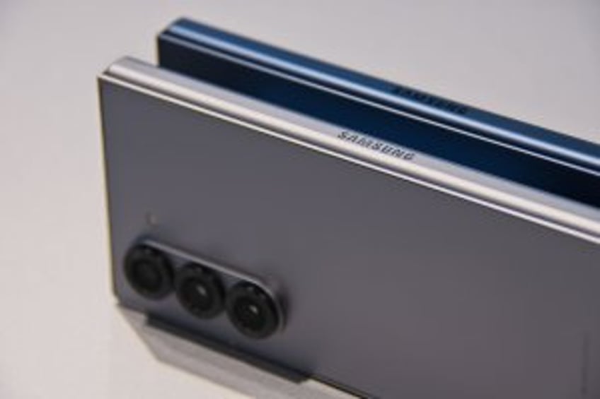 Samsung might launch its next foldable smartphone next month