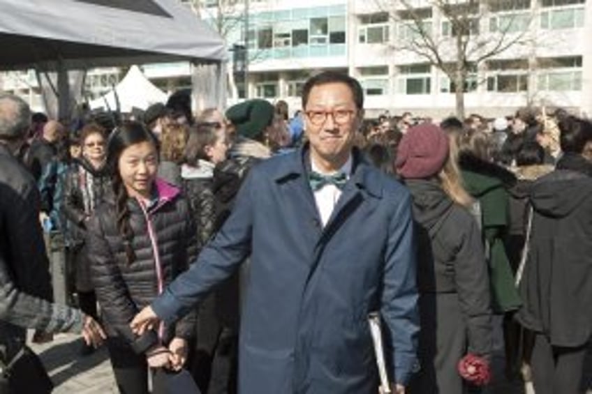 Santa Ono selected to be next UF president amid GOP opposition