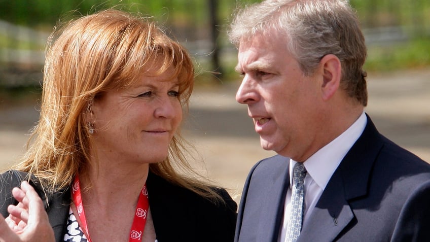 sarah ferguson with prince andrew 2010