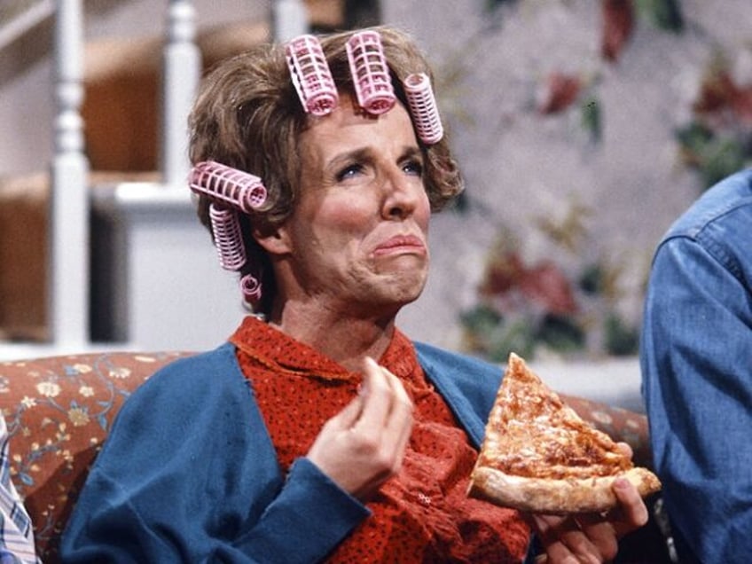 SATURDAY NIGHT LIVE -- Episode -- Pictured: Terry Sweeney as Nancy Reagan during the 'Back