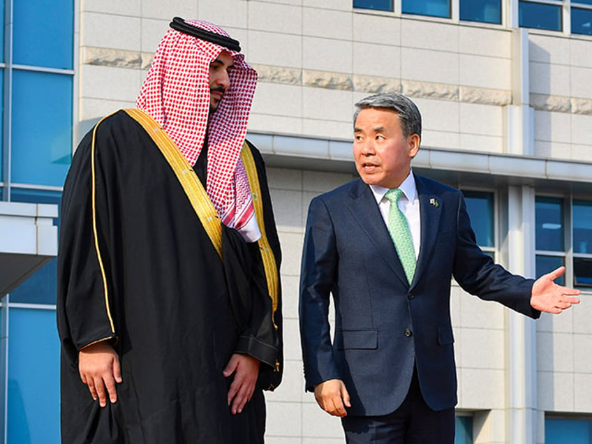 saudis buy 32 billion missile defense system from south korea shop for chinese weapons